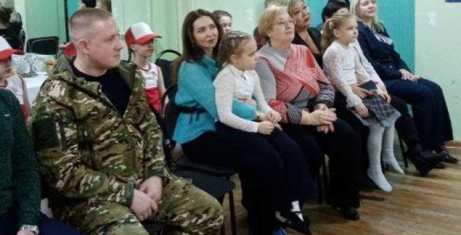 Энгельсский женсовет организовал чествование добровольцев-участников СВО