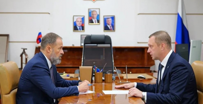 Полномочный представитель Президента РФ в ПФО Игорь Комаров и губернатор Роман Бусаргин на встрече обсудили социально-экономическое развитие региона
