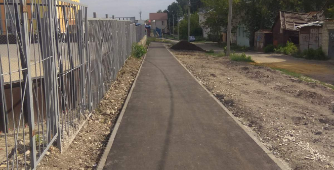 Члены Общественной палаты Саратова оценили качество ремонта тротуаров в Кировском районе