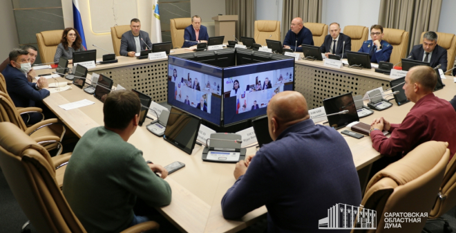 Депутаты напомнили чиновникам о недопустимости привлечения главврачей в качестве заказчиков при строительстве объектов