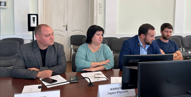 Состоялось заседания Общественной палаты Саратова по вопросу ведения платных парковок на территории города