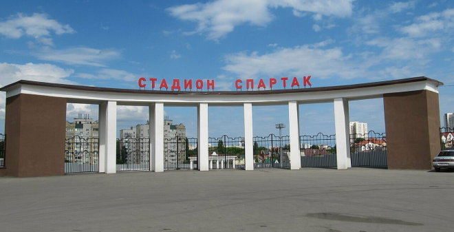 В Саратове готовятся к открытию после зимы городские стадионы