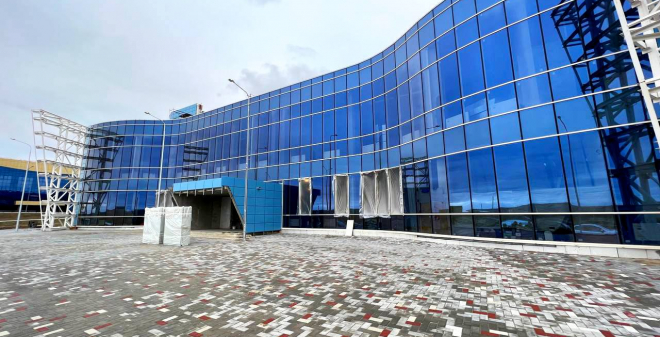 Министр спорта проконтролировал работы на строительной площадке «Протон-Арена»