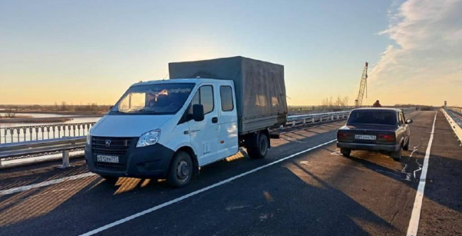 Роман Бусаргин сообщил об открытии движения по мосту через Малый Иргиз