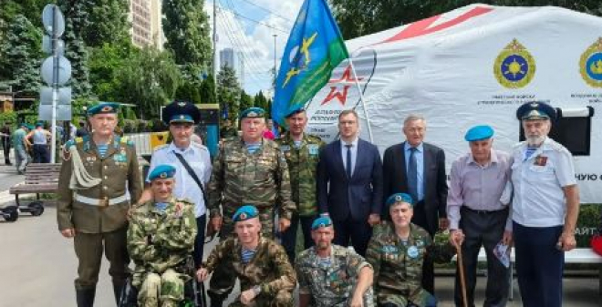 В Саратове отметили День Воздушно-десантных войск России