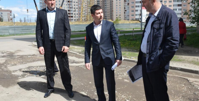 В Ленинском районе проверили соблюдение Правил благоустройства при проведении земляных работ