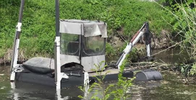 В Городском парке начались работы по очистке пруда