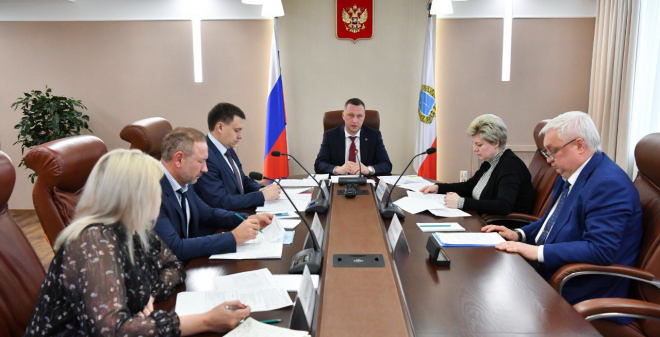  Губернатор Роман Бусаргин провел совещание, посвященное второму этапу программы переселения граждан из аварийного жилья