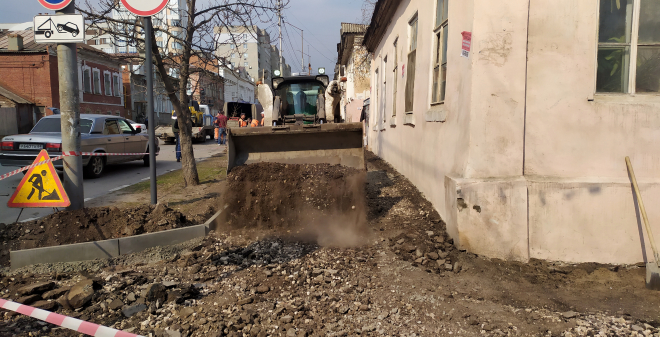 Общественные советы районов Саратова контролируют ремонт тротуаров по проекту Володина