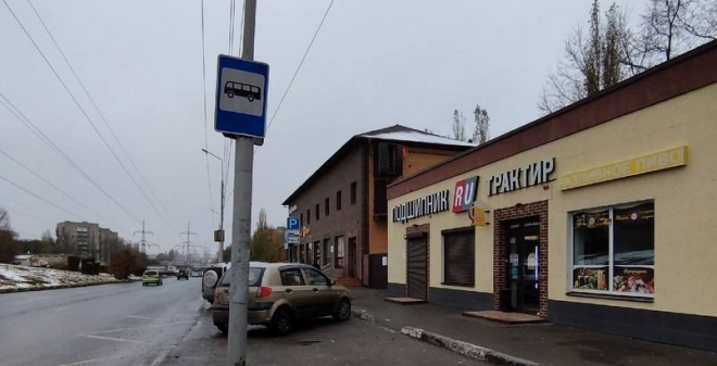 Бондаренко возьмет на контроль установку остановочного павильона в Ленинском районе