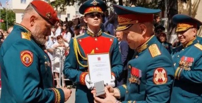 Герою России Александру Белоглазову присвоено звание генерал-лейтенанта