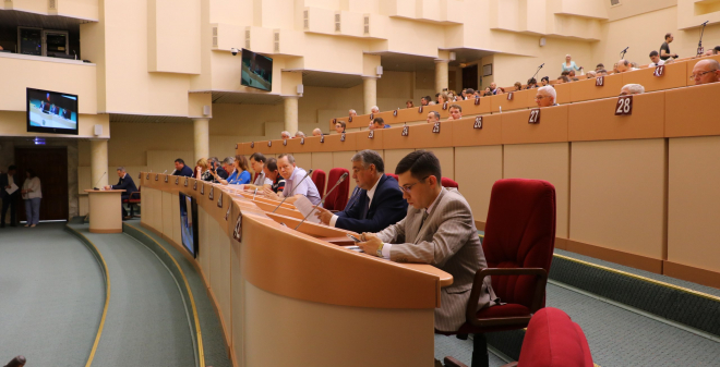 Представители вузов и предприятий обозначили проблемы на пути внедрения инноваций