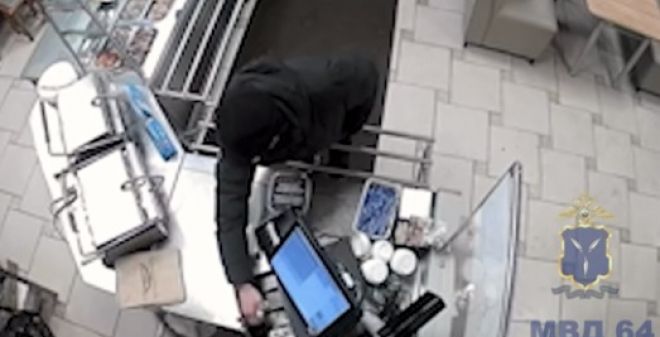 Задержан подозреваемый в двойной краже в Саратове