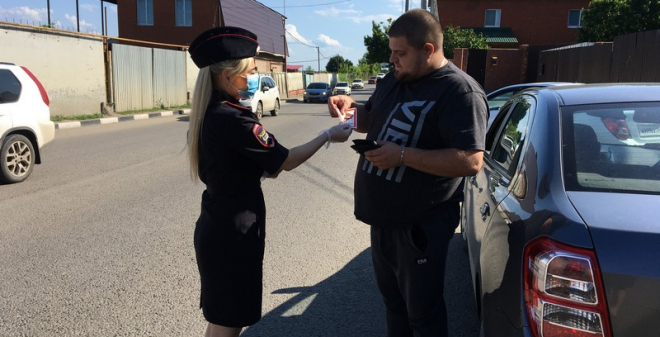 Сотрудники Госавтоинспекции города Саратова провели акцию «Каникулы без ДТП!»