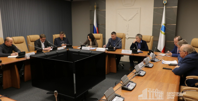 Депутаты облдумы напомнили чиновникам и подрядчикам об ответственности за срыв сроков сдачи объектов здравоохранения
