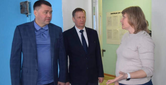 Министр молодежной политики и спорта области посетил региональное училище олимпийского резерва