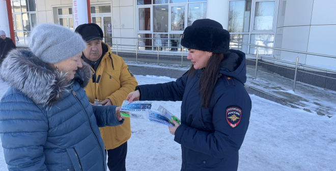 Автоинспекторы Саратова провели тематическую акцию