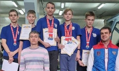 Саратовские спортсмены стали победителями Всероссийских соревнований по морскому многоборью