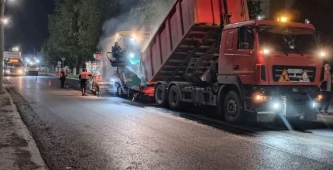 В городе ремонтируют дороги перед строительством путепровода на Ново-Астраханском шоссе
