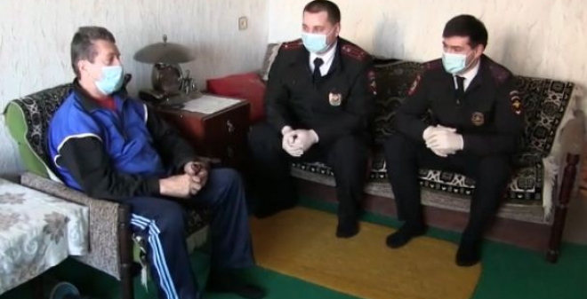 Сотрудники полиции оказали помощь пенсионеру 