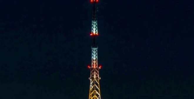 В День семьи, любви и верности саратовская телебашня озарится праздничными огнями