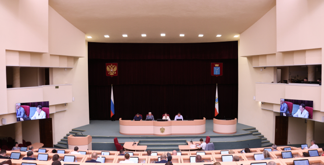 Бюджет Саратовской области в 2025 году сохранил социальную ориентированность