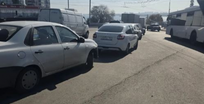 В Саратове специалисты проверили водителей такси