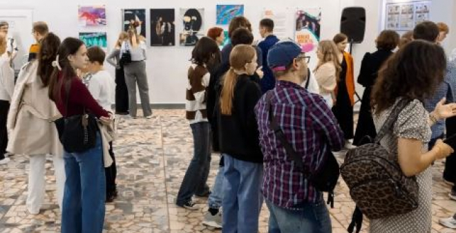 Юные саратовские дизайнеры и фотографы представили креативные работы