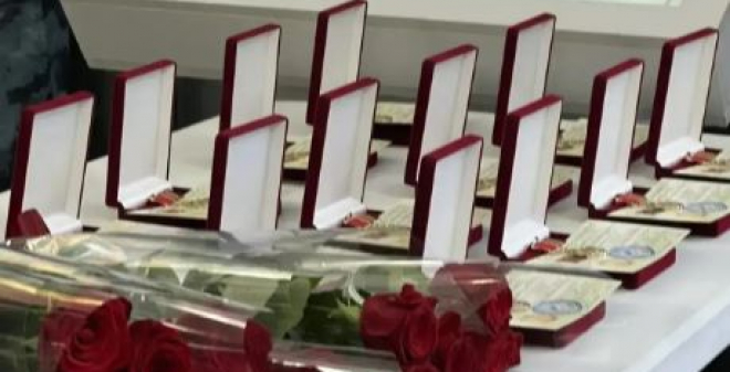 Матерям участников СВО вручили почетный знак «Мать защитника Отечества»