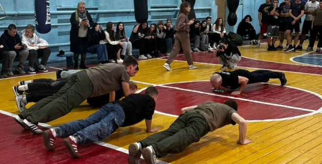 В Саратове в рамках акции «Чистое поколение» прошли соревнования среди учащихся техникума