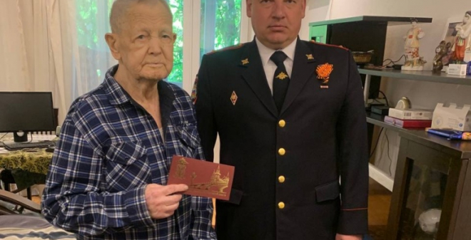 Накануне Дня Победы полицейские навестили ветерана-фронтовика Константина Николаевича Пшеничникова