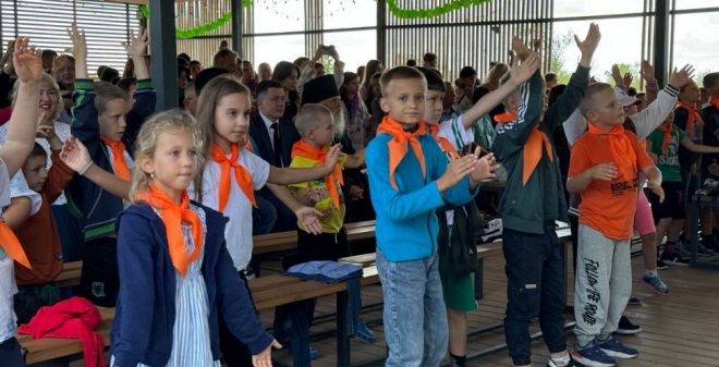 Бесплатные путевки в летние оздоровительные лагеря получат более 24 тысяч детей