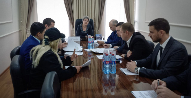 Жители Саратова пришли на прием к главе города с волнующими их вопросами