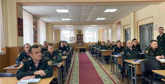 В институте Росгвардии организовали круглый стол по патриотическому воспитанию