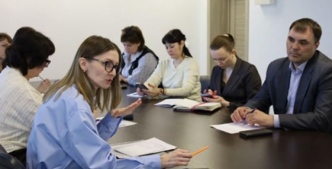В министерстве инвестиционной политики обсудили строительство электрозаправок