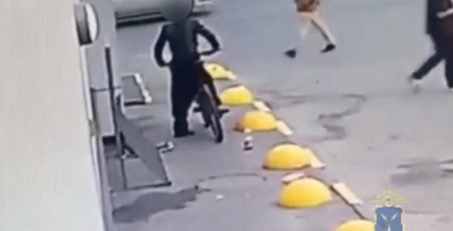 В Саратове задержан мужчина за кражу велосипеда у курьера