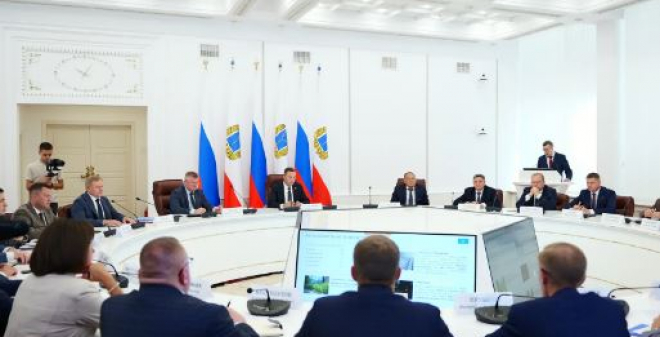 Роман Бусаргин провел совещание по вопросам пожарной безопасности, здравоохранению и приему граждан