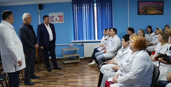 Депутаты оценили районную практику возвращения в профессию медицинских работников