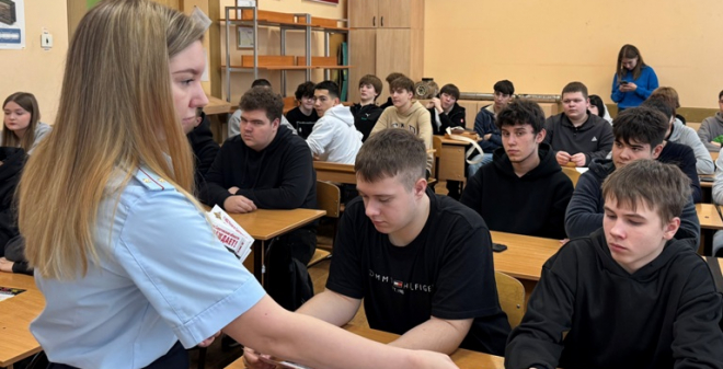 Полицейские провели профилактические беседы со студентами
