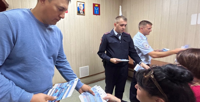 Полицейские рассказали пожилым людям о видах мошенничества