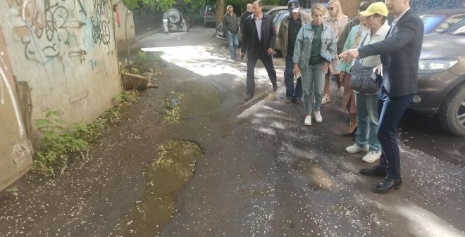 Власти обсудили благоустройство с жителями Фрунзенского района Саратова