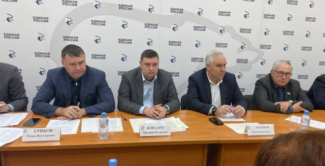 Роман Грибов: Большинство жителей жалуются на нехватку льготных поездок по карте