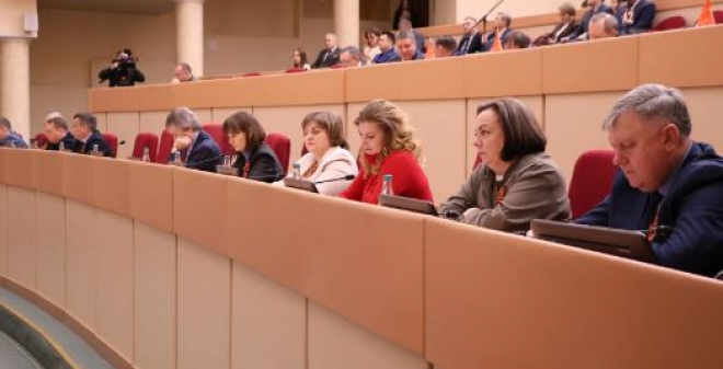 Областные депутаты поддержали выделение средств на новые универсальные спортплощадки