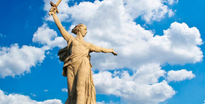 Сегодня вся страна отмечает 81-ю годовщину разгрома фашистских войск под Сталинградом
