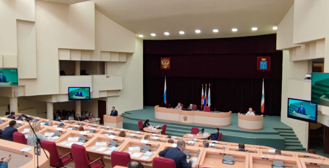 Лада Мокроусова рассказала о решениях, которые сегодня были приняты на внеочередном заседании городской Думы