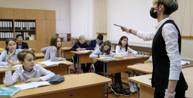 «Единая Россия»: Комплексное развитие сферы образования и мер поддержки учителей — приоритетная задача партии в VIII созыве Госдумы