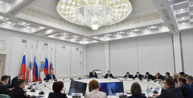 Валерий Радаев провел первое заседание оперативного штаба по мониторингу всех сфер жизнедеятельности Саратовской области