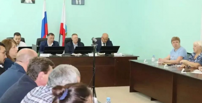 Панков помог с решением проблем ЖКХ жителям Ртищево