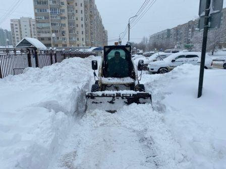 В уборке всех районов городского округа планируется задействовать почти 6 тысяч рабочих и около 800 единиц техники