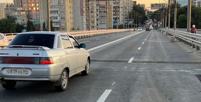 На мосту через Глебучев овраг возобновилось полноценное движение после ремонта